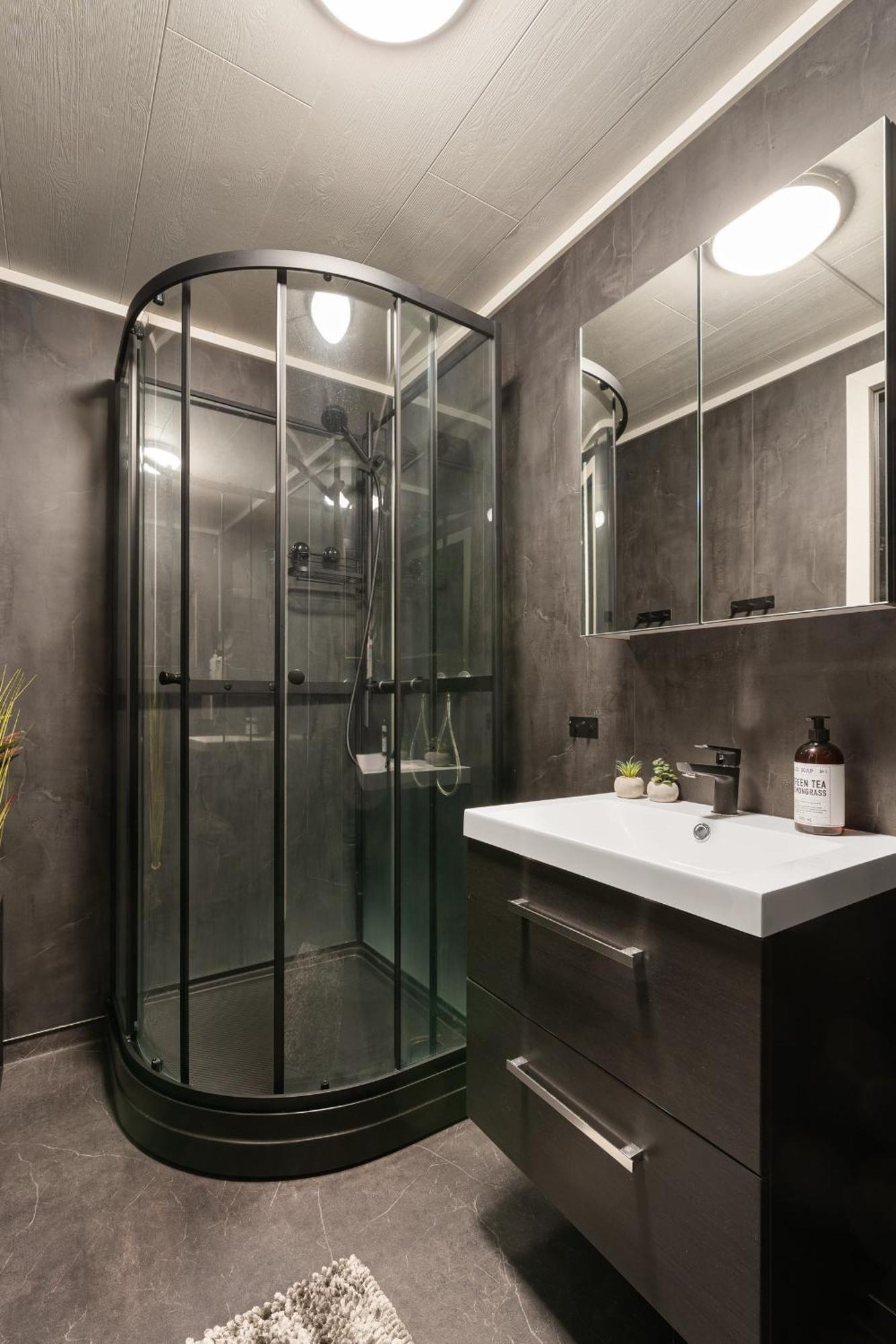 Central And Newly Renovated Apartment For Rent 트롬쇠 외부 사진
